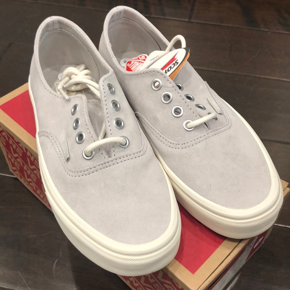 VANS Scotchgard Authentic Decon